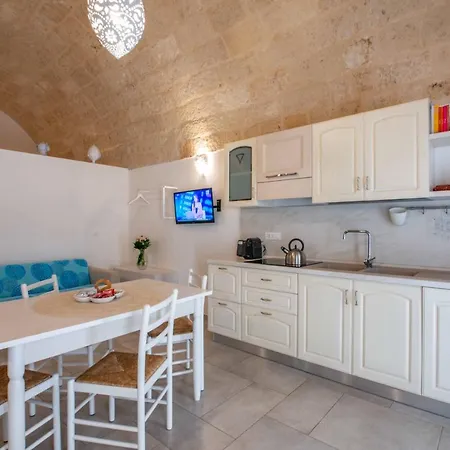 Nivis Avis * Polignano a Mare